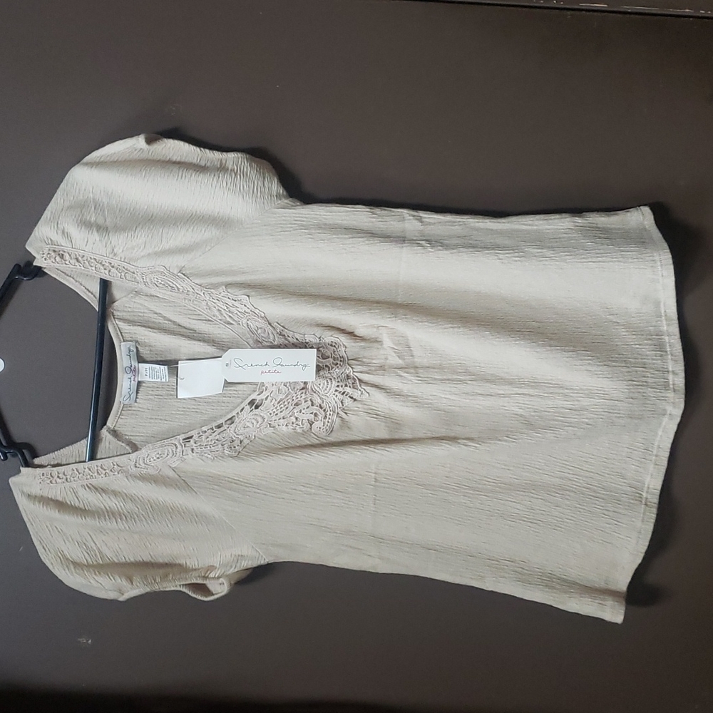Women tops